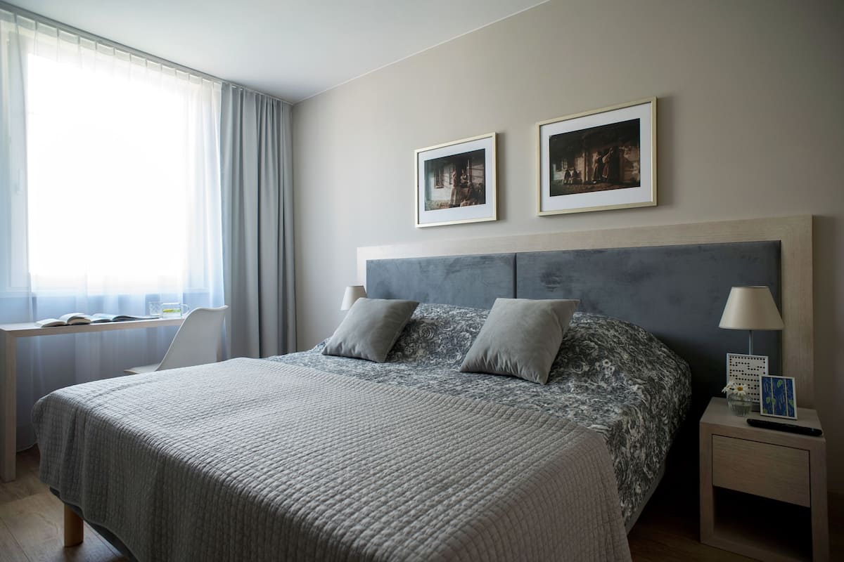 Apartment, 1 Schlafzimmer | Hochwertige Bettwaren, Zimmersafe, Schreibtisch