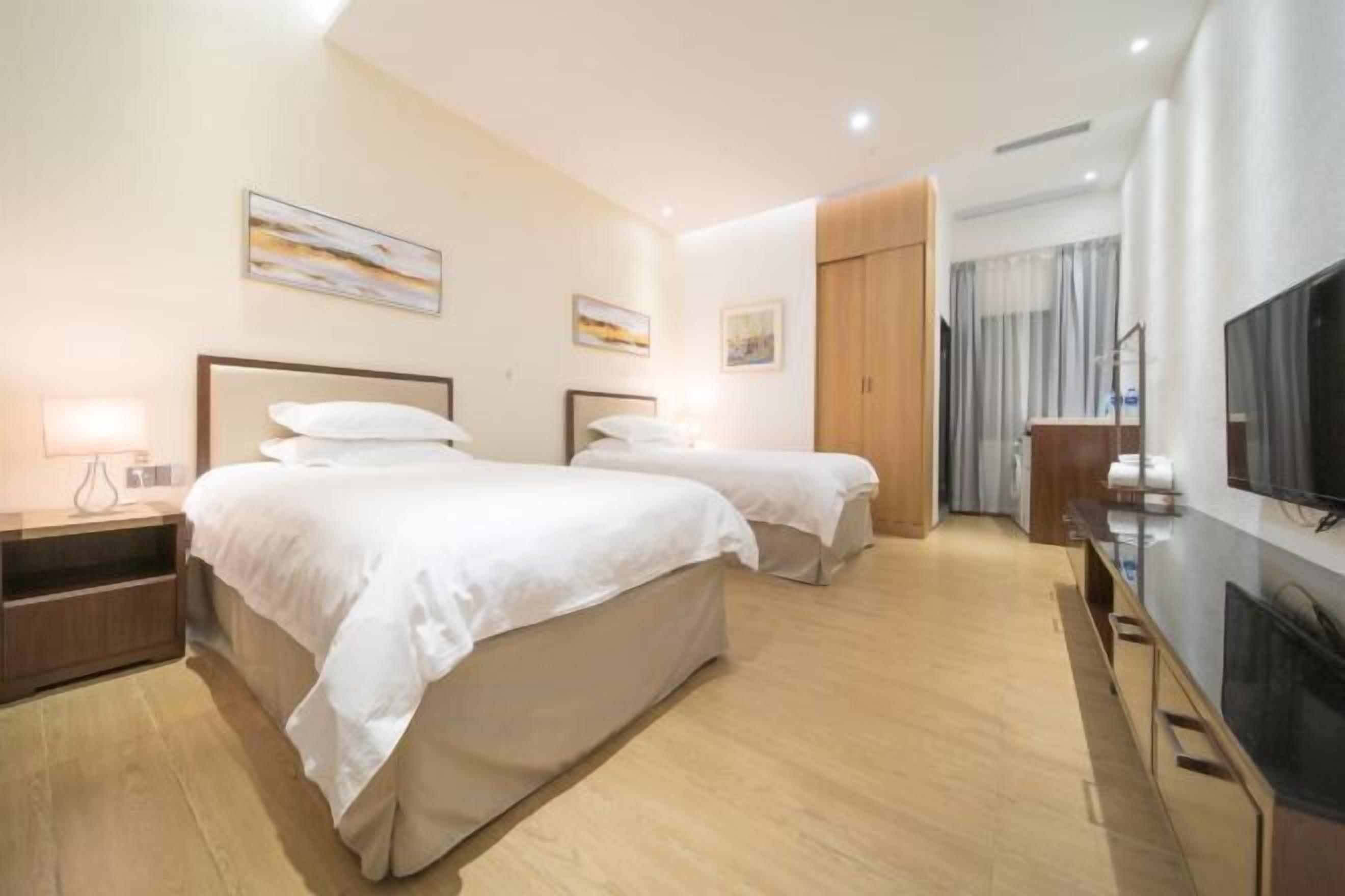 Desk, blackout drapes, iron/ironing board, free WiFi