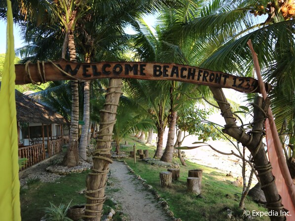 Property entrance - Lazi Beach Club (Lazi)