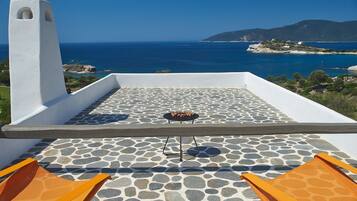 Honeymoon Villa, Fireplace, Sea View | Terrace/patio