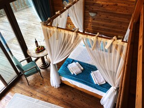 Bangalô luxo, para não fumantes, vista para o mar | Cofres nos quartos, quartos à prova de som, Wi-Fi de cortesia