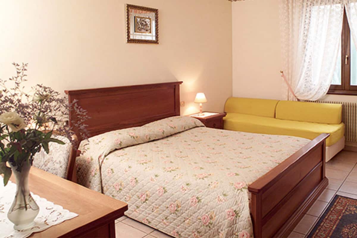 Comfort Double or Twin Room