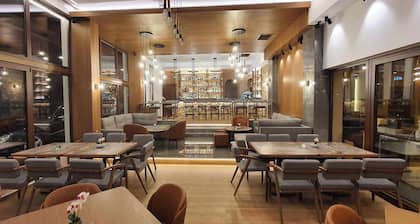 Xenios Dias Boutique Hotel