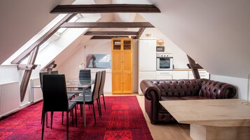 24-inch LED TV with digital channels, TV