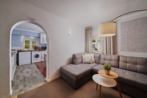 아파트, 침실 2개, 금연 (Final Cleaning Fee +65,00€ ) | 거실 | 평면 TV