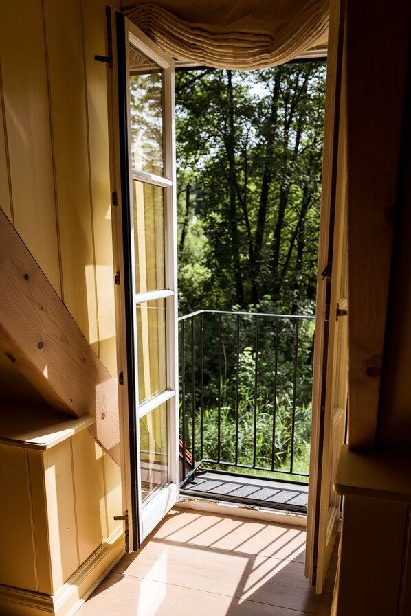 Comfort House, 2 Bedrooms | Balcony