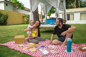 Grill-/Picknickplatz