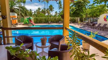 2 outdoor pools, sun loungers