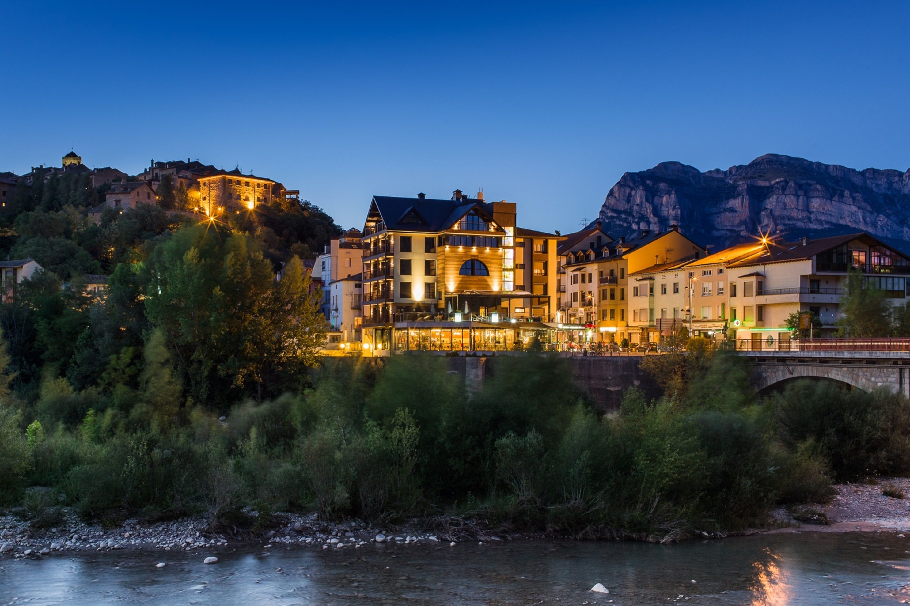 Fachada del alojamiento - Noche