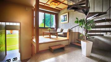 Rumah Tradisional, Bebas Asap Rokok (Japanese style, AJISAI) | Area keluarga | TV