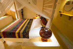 Standard Double Room | Premium bedding, desk, blackout curtains, iron/ironing board - B&B Teranga Warang (Mbour)