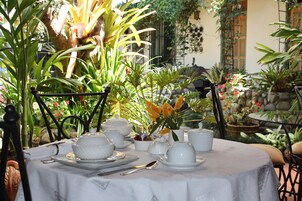 Daily full breakfast (USD 13 per person)