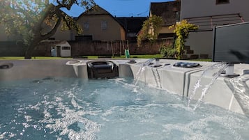 Bain à remous, hammam