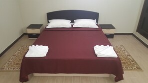 Kamar Double Standar | Setrika/meja setrika, tempat tidur lipat/tambahan, dan Wi-Fi gratis