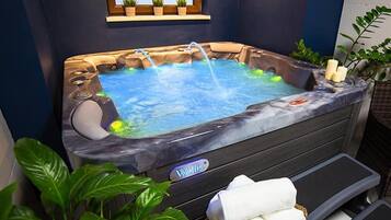 按摩浴缸