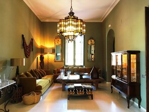 Interior - Gran Villa Rosa (Vilanova I la Geltru)