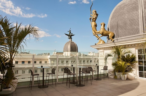 马德里大街凯悦尚萃酒店