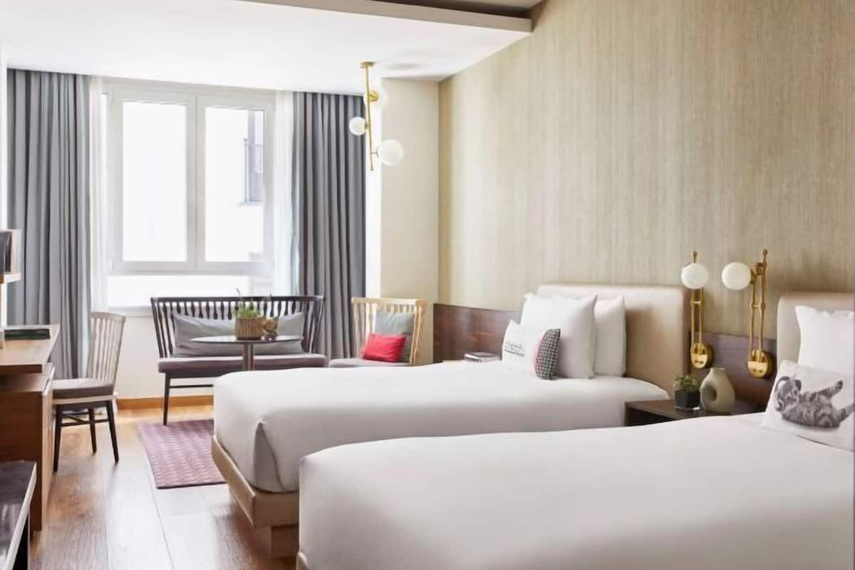 Premium bedding, minibar, in-room safe, desk