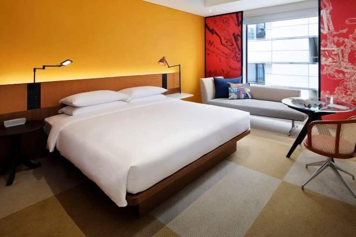 Premium bedding, in-room safe, iron/ironing board, free cots/infant beds
