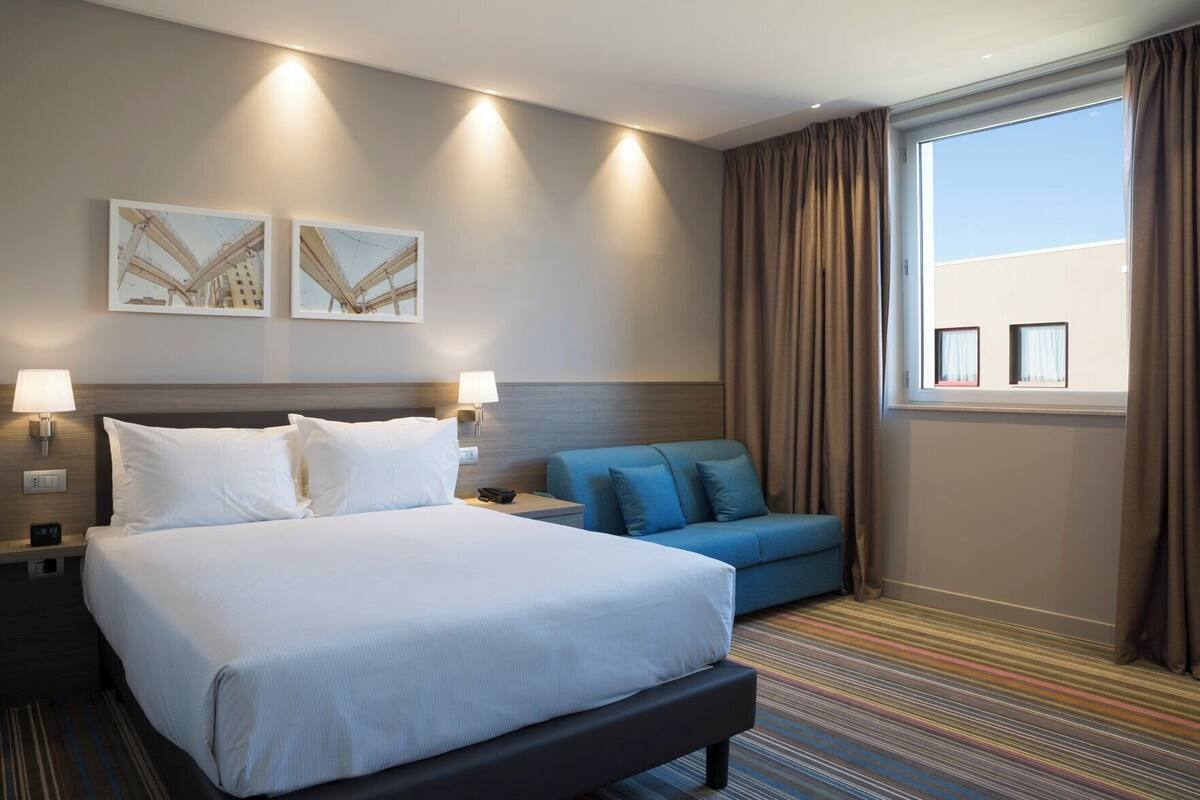 In-room safe, desk, cribs (free), WiFi (free)