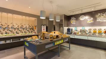 Free daily buffet breakfast