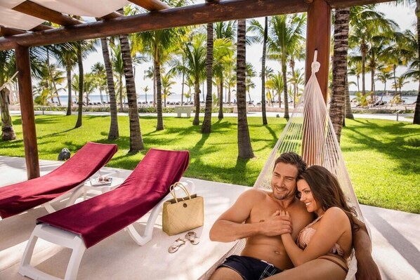 Property grounds - Barcelo Maya Colonial- All Inclusive (Xpu-Ha)