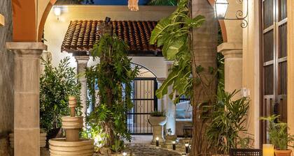 Casa Dos Lirios Boutique B&B