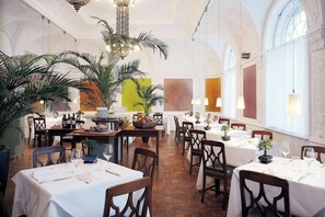 تناول الطعام