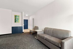 Living area - Spark by Hilton Missouri City (Missouri City)