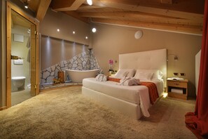 Suite | Premium bedding, down duvets, in-room safe, desk - Hotel Cristallo (Livigno)