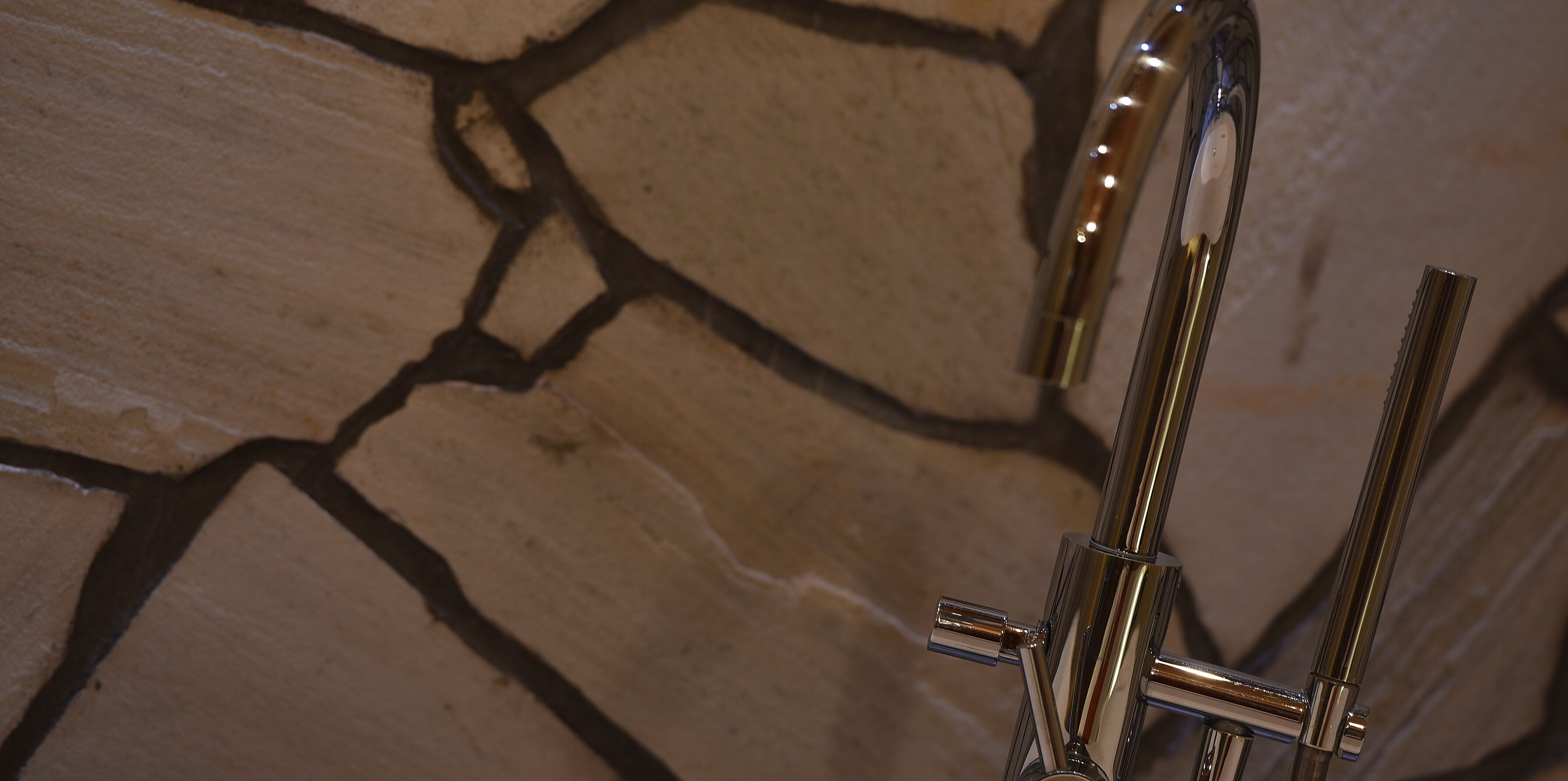 suite | bathroom | free toiletries, hair dryer, bidet, towels