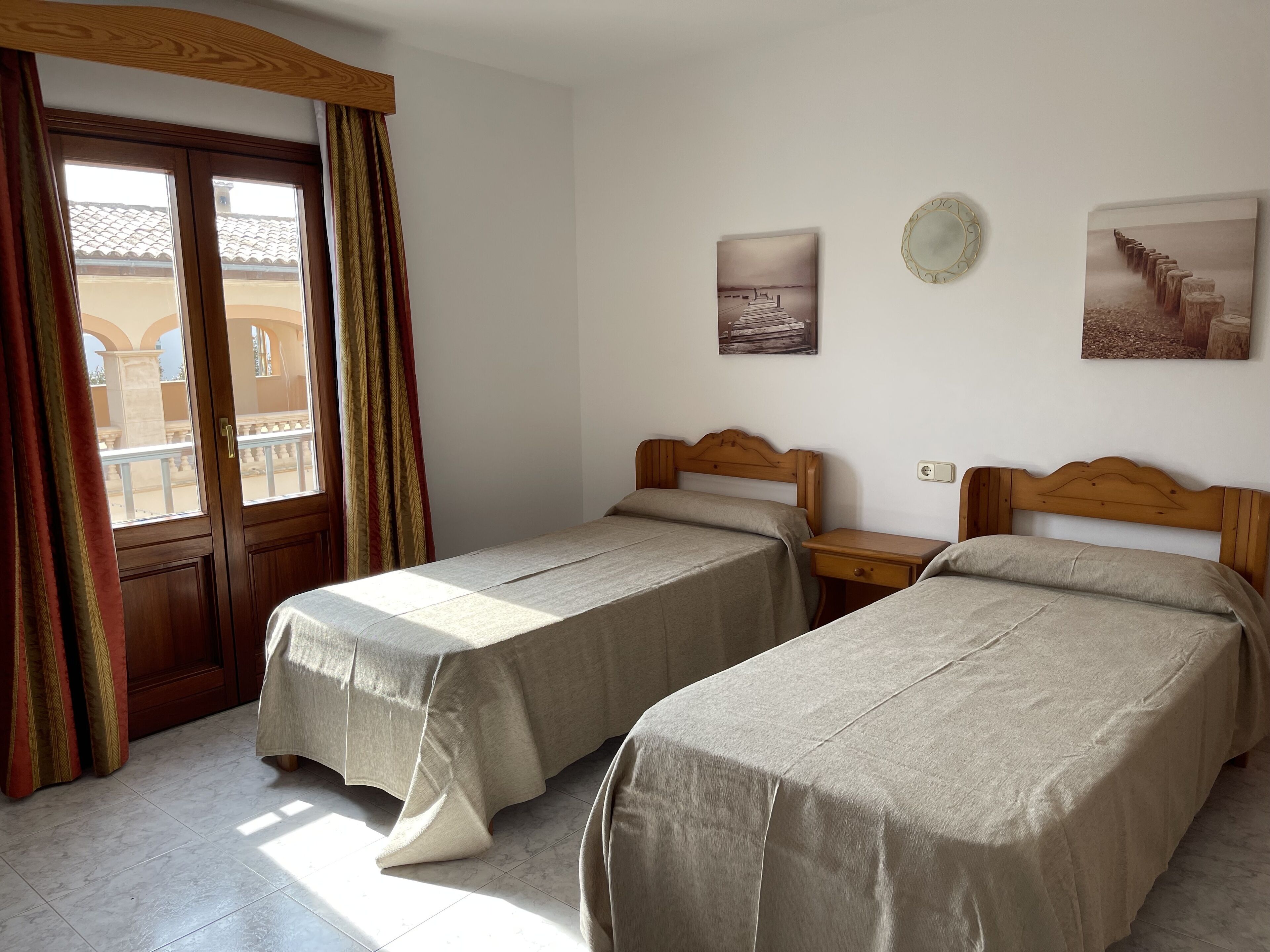 Photo - Hostal CAN GALLU