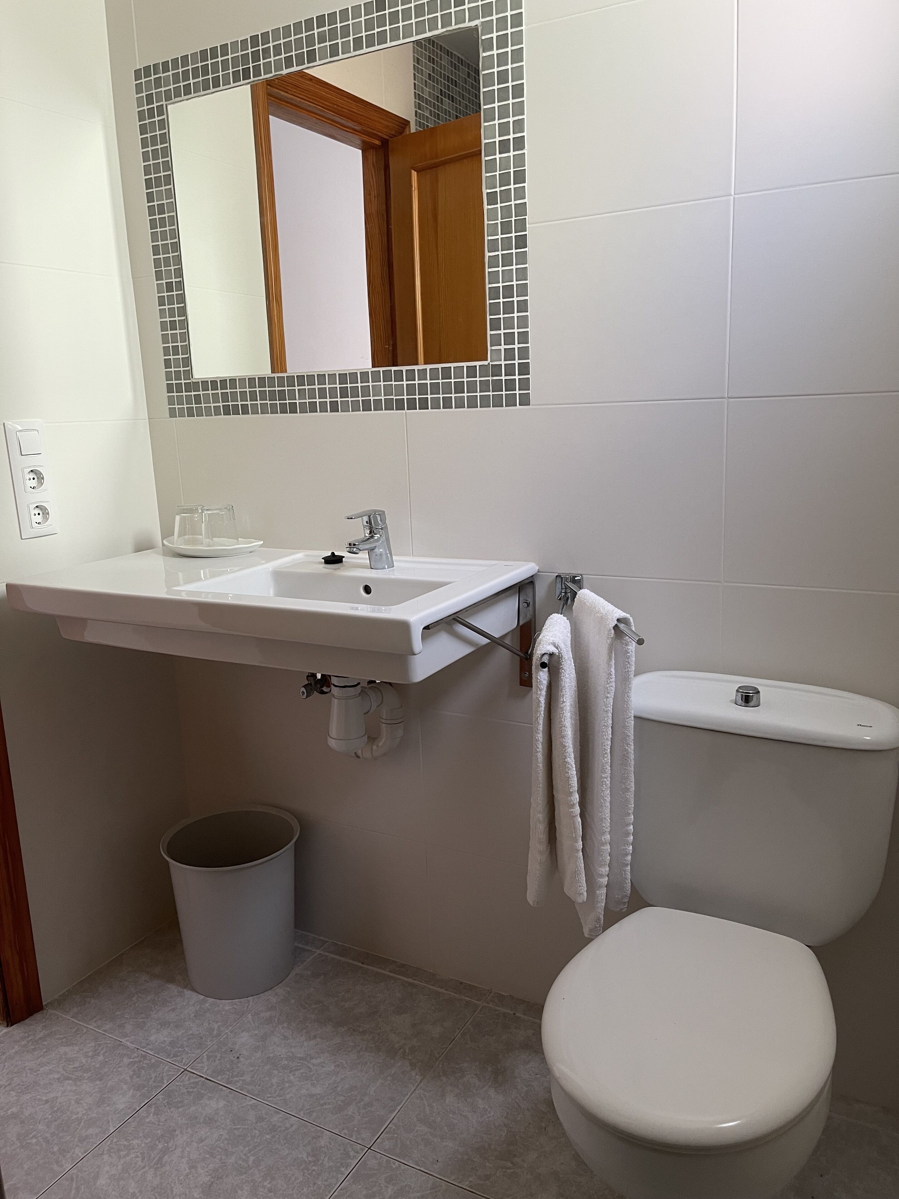 Photo - Hostal CAN GALLU