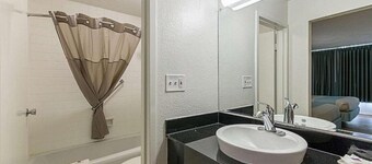 Concorde Inn Suites Pekin