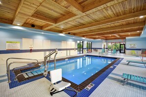 Indoor pool - Home2 Suites by Hilton Oklahoma City Airport (Oklahoma City)