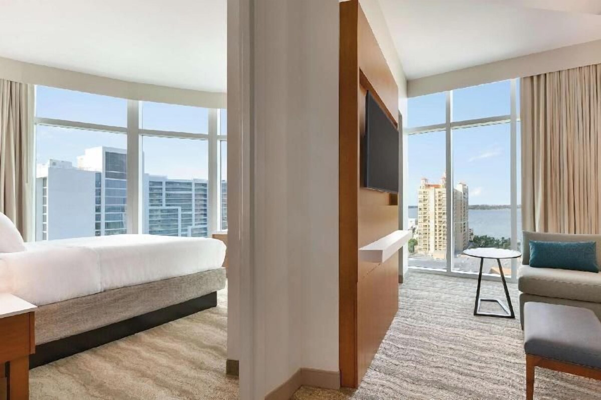 In-room safe, desk, laptop workspace, blackout curtains