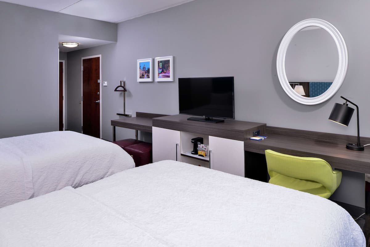 In-room safe, desk, laptop workspace, free WiFi