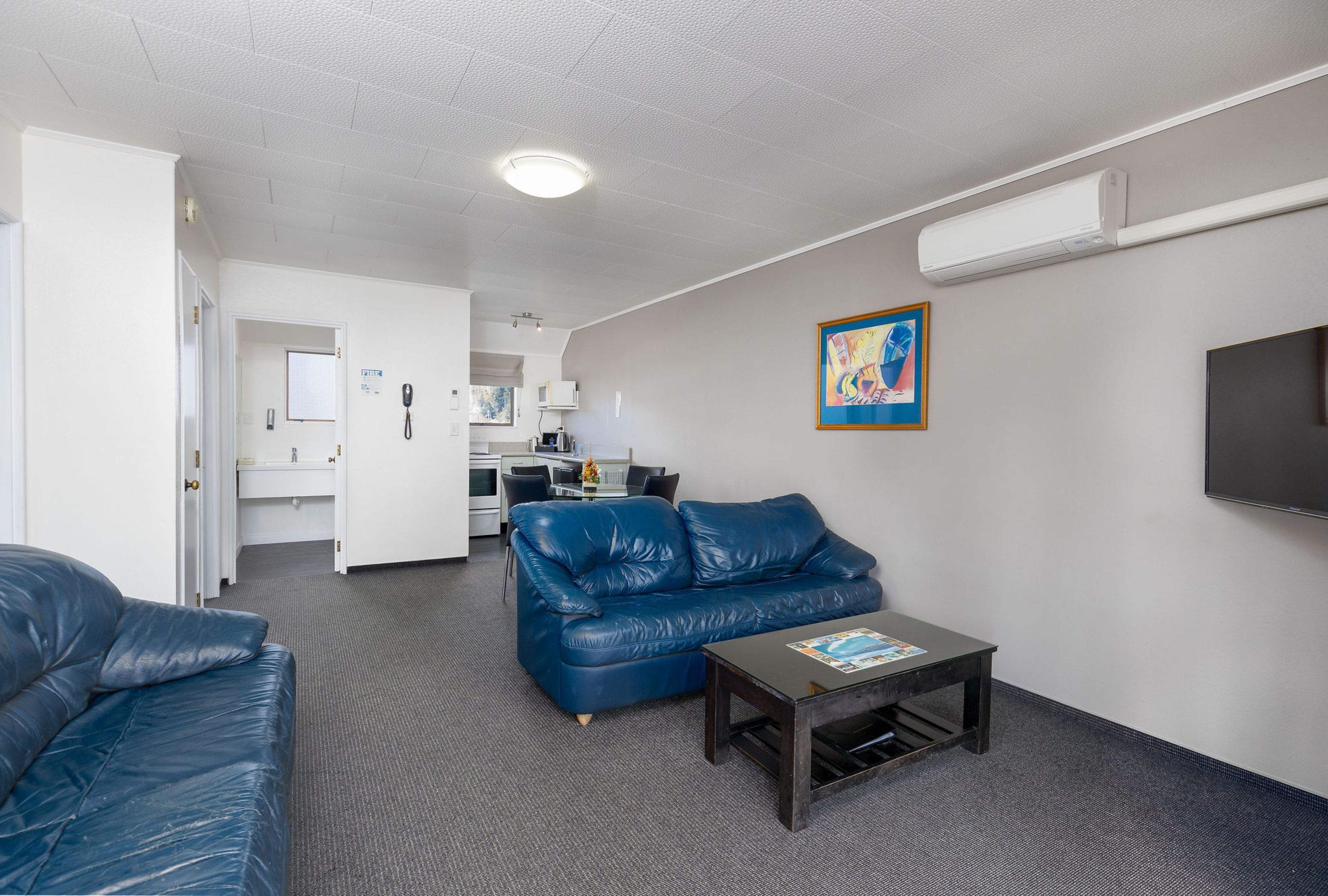 two bedroom | living area | 40-inch smart tv with satellite channels, tv, netflix