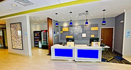 Holiday Inn Express & Suites Perryville by IHG