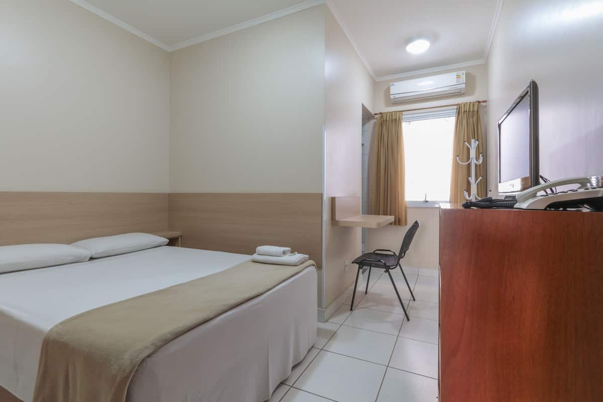 Chambre Double Standard, 1 lit double