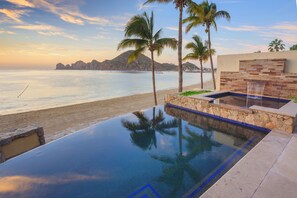 Piscine extérieure, piscine chauffée