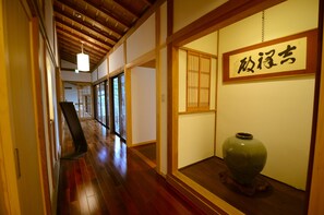 Hallway - Koyasan Syukubou Fudouin (Koya)