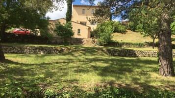 Enceinte de lâhĂ©bergement