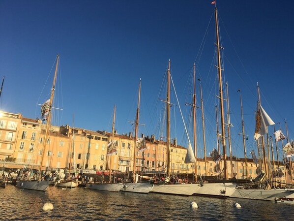 Marina - "Provencal villa for 6pers. private pool .😀.promotion september 200€/nuit (Montauroux)