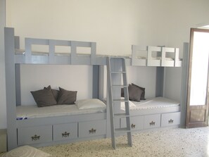 3 bedrooms, iron/ironing board, travel cot, free WiFi