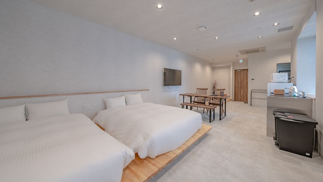 Free minibar, blackout curtains, soundproofing, iron/ironing board