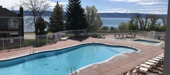 14-Plex Condo #114 Ground level, close to pool & spa