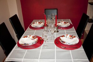 تناول الطعام