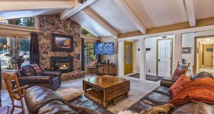 Incline Village | Suuri yhden Story Home | Biljardipöytä, koripallokenttä, WiFi!