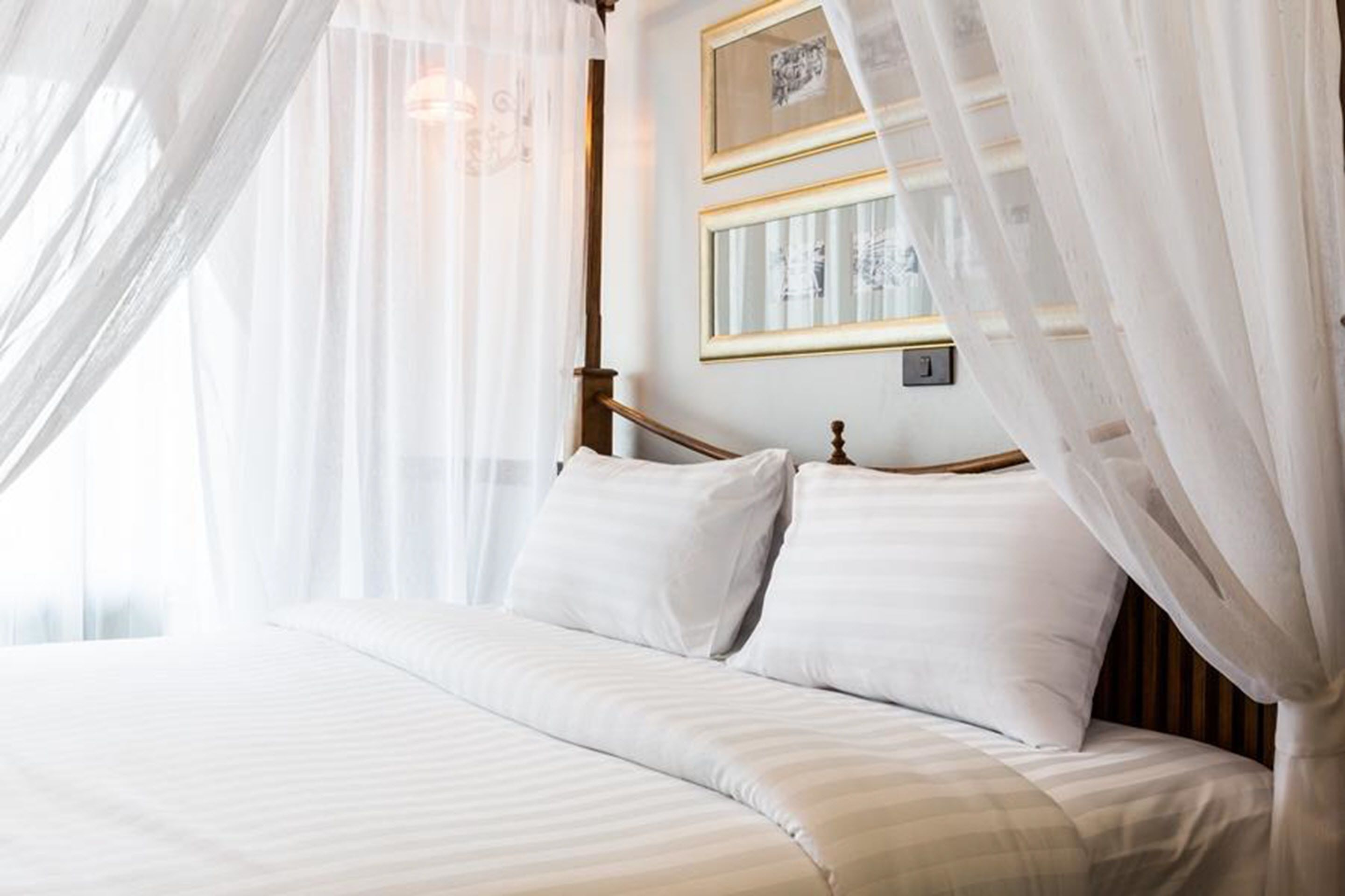 deluxe room | in-room safe, free wifi